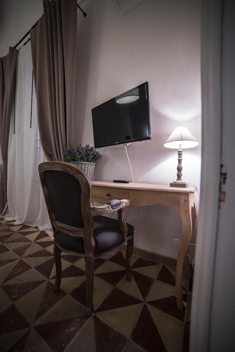 Santa Marta Suites & Apartments Lecce Extérieur photo