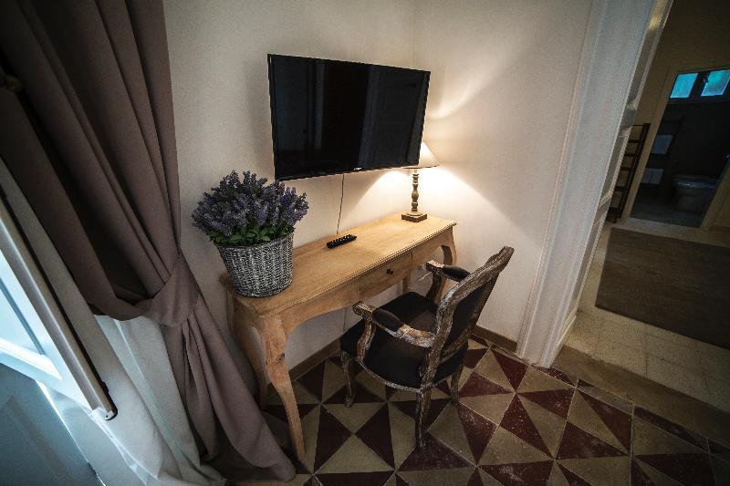Santa Marta Suites & Apartments Lecce Extérieur photo